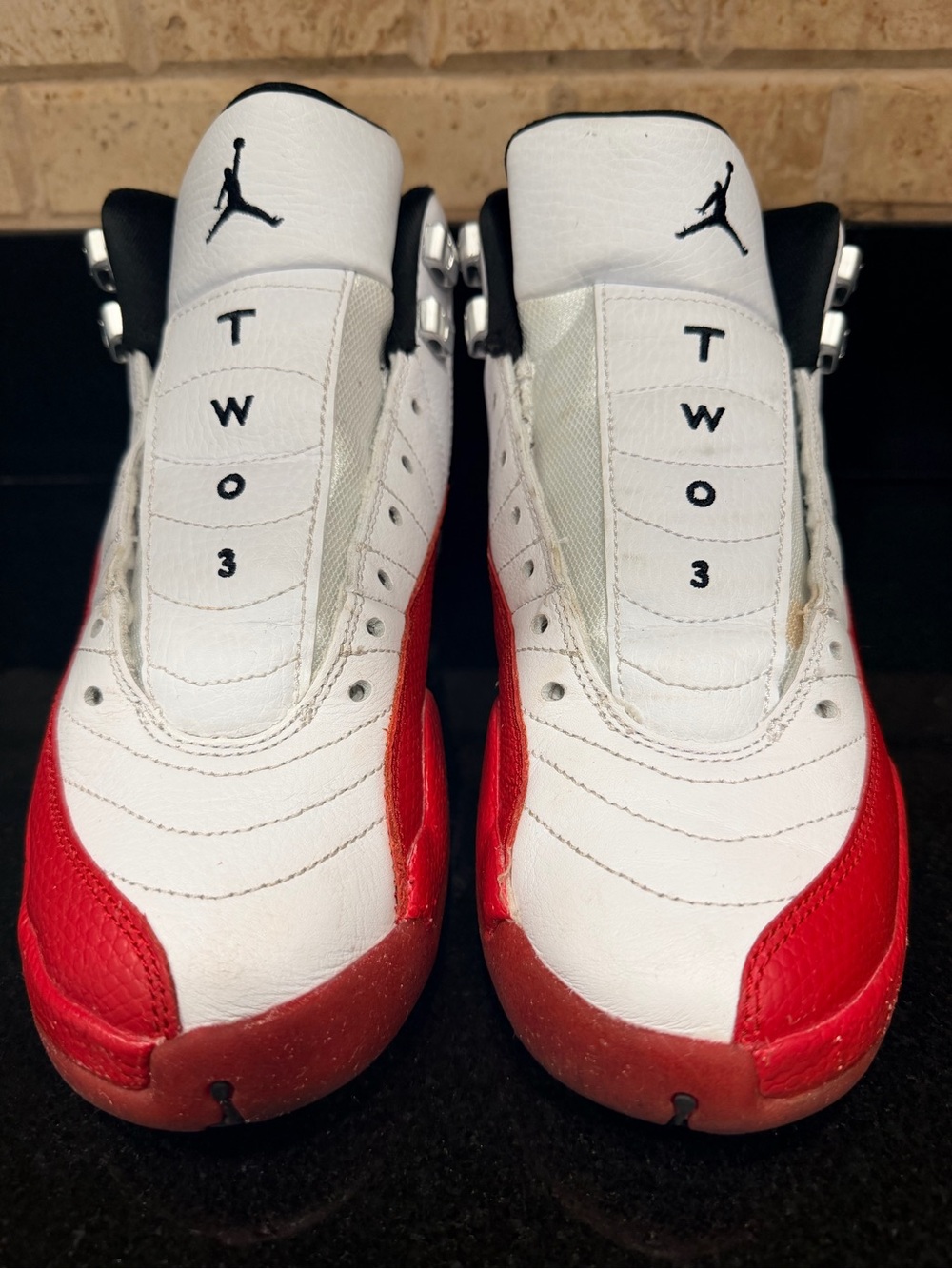 Air Jordan 12 Retro (GS) White and Red Kids Sneakers Size 5Y - Picture 3 of 5